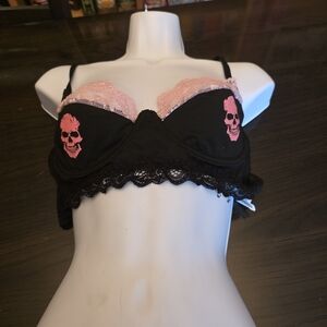 ROMWE Black and Pink Skull Lace Bra Bralette Size Large